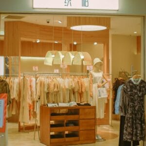 Women's Fashion